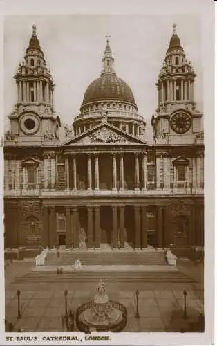 PC03954 St. Pauls Kathedrale. London. RP