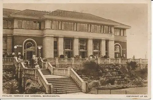 PC02219 Pavillonterrasse und Gärten. Bournemouth. 1948