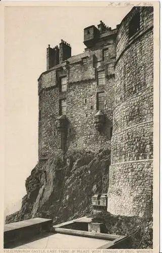 PC02338 Edinburgh Castle. Ostfront des Palastes. H.M. Büro der Werke