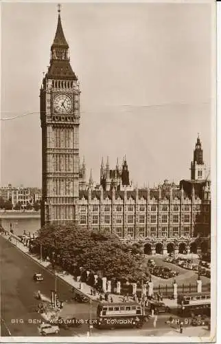 PC04009 Big Ben. Westminster. London. 1953. Valentine H.9153. RP