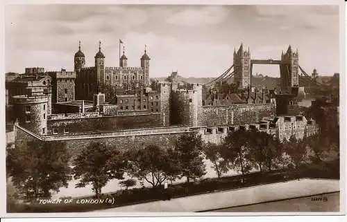 PC03913 Tower of London. Valentinstag 20854. RP