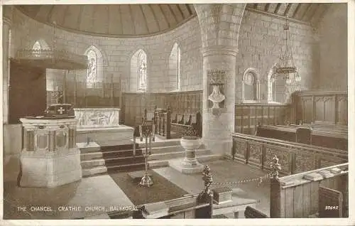 PC04079 The Chancel. Crathie Church. Balmoralisch. Valentinstag. Foto braun. Nr. 93645.