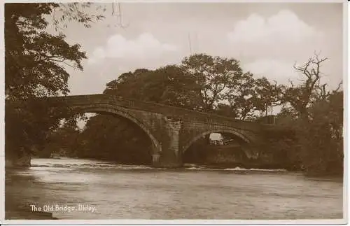 PC05162 Die alte Brücke. Ilkey. Milton Postkarte. RP