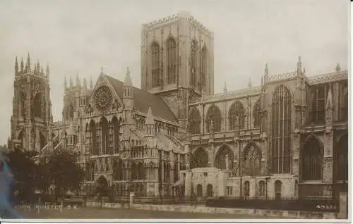 PC05367 York Minster. S.E. RP