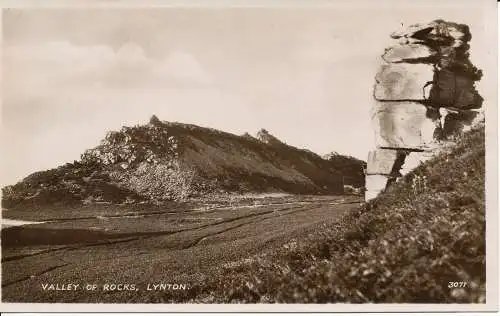 PC04954 Tal der Felsen. Lynton. R.A. Serie. RP