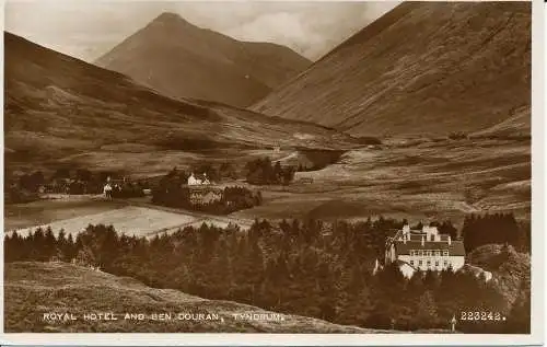 PC05288 Royal Hotel und Ben Douran. Tyndrum. Valentinstag. RP