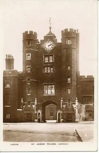 PC05089 St. James Palace. London. RP. Brückenhaus