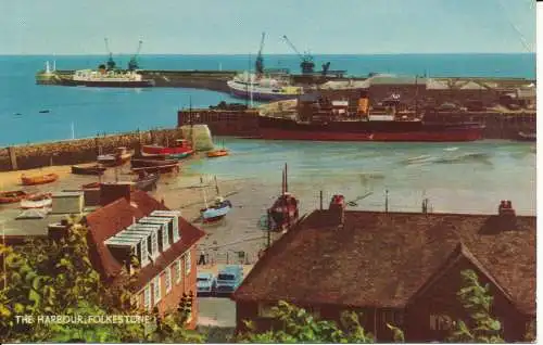 PC07167 Der Hafen. Folkestone. Lachs. Kamerafarbe