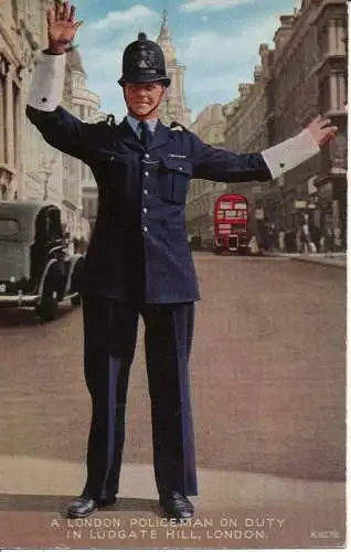 PC05529 Ein Londoner Polizist im Dienst. Ludgate Hill. London. Valentine K.6276