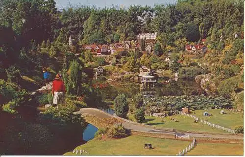 PC07365 Lake and Pier. Bekonscot Modelldorf. Beaconsfield. Nr. PT9670