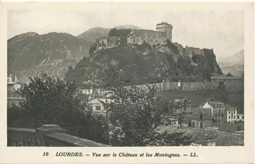 PC10068 Schwer. Blick auf das Schloss und die Montagness. Levy und Neurdein vereint.