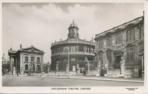 PC07882 Sheldonian Theater. Oxford. Thomas. RP