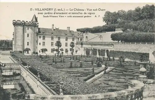 PC10078 Villandry. Südwestlicher Blick mit Ziergärten. A. Papeghin. Nr. 1