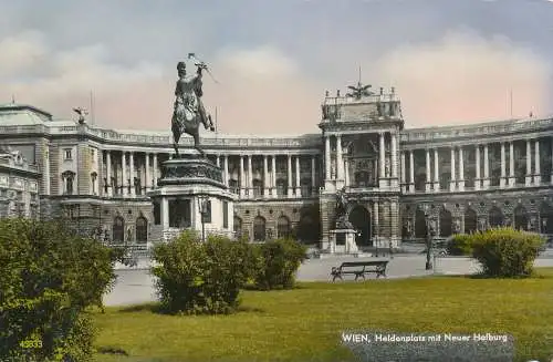 PC09413 Wien. Heldenplatz mit Neuer Hofburg. RP