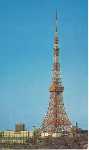 PC08877 Tokyo Tower ragt in den blauen Himmel. 1971