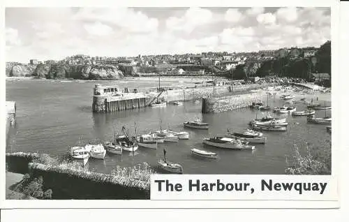 PC07865 Der Hafen. Newquay. Charles Woolf. RP