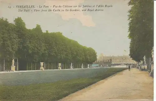 PC08965 Versailles. Der Park. Blick vom Schloss auf die Gärten und Royal Aven