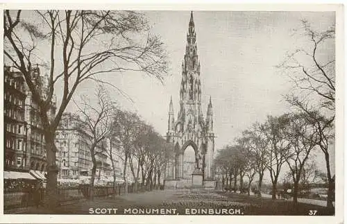 PC11821 Scott Monument. Edinburgh. Nr. 37