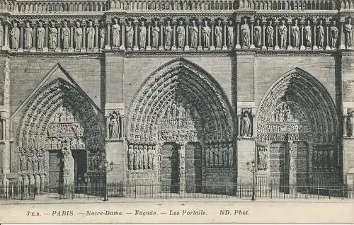 PC10634 Paris. Notre Dame. Fassade. Die Portale. ND. Nr. 3