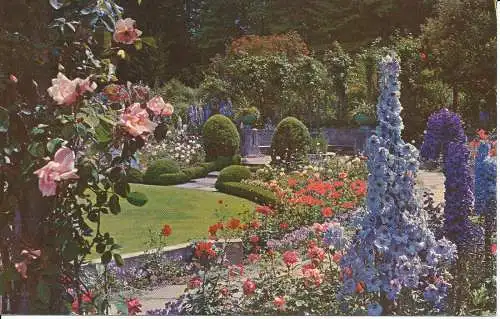 PC10723 Butchart Gardens. Delphiniumzeit. Victoria. B.C. Kanada. Küste. Kodach