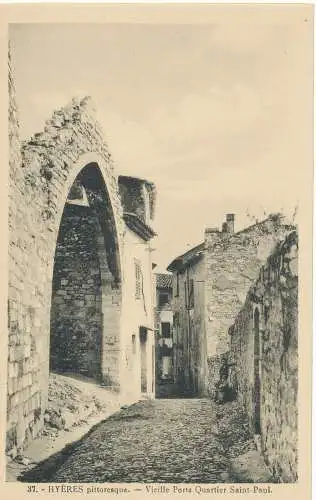 PC10971 Malerische Hyeres. Alte Porte Quartier Saint Paul. Hyeres. Nr. 37