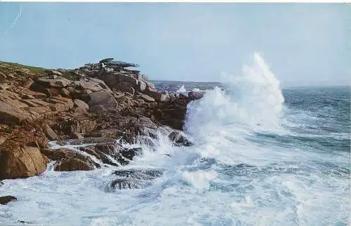 PC11844 Ein raues Meer unter dem Kanzelfelsen. St. Maria. Scilly. Gibson. 1926. RP