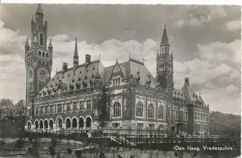 PC12063 Den Haag. Vdespaleis. Haken. Nr. B 3939. 1956