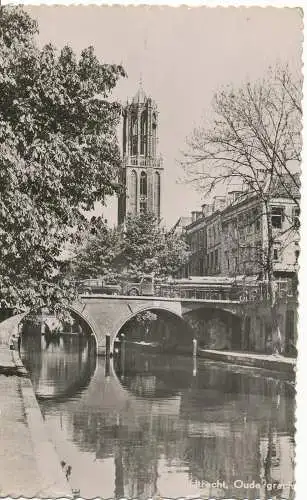 PC12083 Utrecht. Oude grach. Hema. 1956