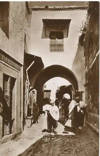 PC12268 Tunis. Eine alte Straße. C.A.P.Nr. 83. RP