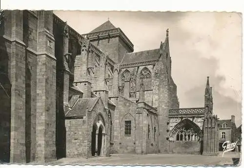 PC12050 Dol de Bretagne. Kathedrale Saint Samson Porte und Grand Veranda. Artaud.