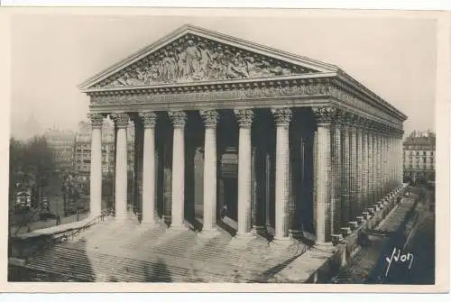 PC11942 Paris. Kirche der Madeleine. D Art Yvon. Nr. 64