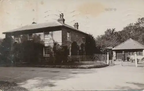 PC14877 alte Postkarte. Haus- und Straßenansicht. 1923. B. Hopkins