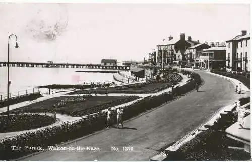 PC15331 Die Parade. Walton on the Naze. Nr. 1370. RP. 1949