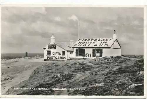PC15163 Erstes und letztes Haus in England. Lands End. National. RP. 1956