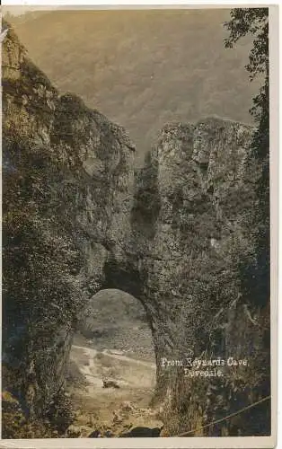 PC15225 von Reynards Cave. Dovedale. RP. 1918