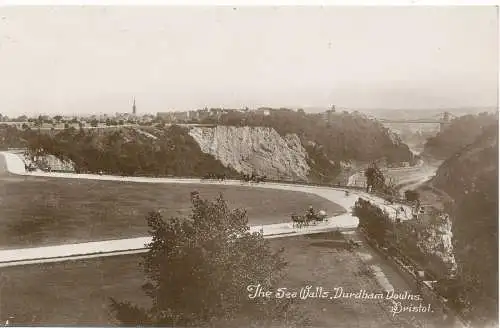 PC15304 Die Meeresmauern. Durdham Downs. Bristol. Harvey Barton. RP