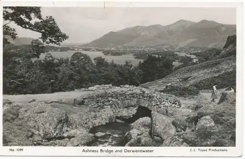 PC16156 Ashness Bridge und Derwentwater. J.L. Topaz. RP. 1961