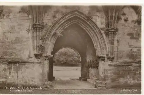 PC15540 Furness Abbey. Die Vorhalle des Kapitelhauses von innen. H.M. Aus