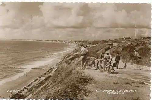 PC16067 Klippeneingang zu Zickzackpfaden. Southbourne. Donner und Clayden. Sunra