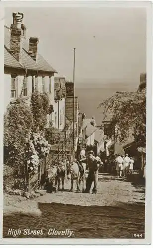 PC15843 High Street. Clovelly. Englische Serie. RP. 1949