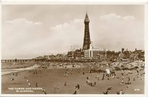 PC15859 Turm und Sand. Blackpool. RP. 1956