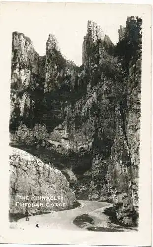 PC16063 Die Zinnen. Cheddar-Schlucht. RP. 1954