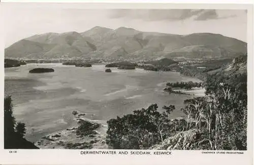 PC16164 Derwentwater und Skiddaw. Keswick. Chadwick Studio. RP