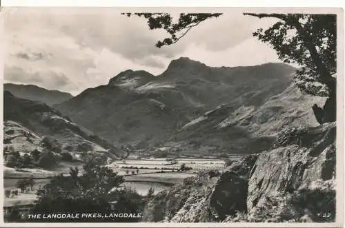 PC16160 Die Langdale Pikes. Langdale. Atkinson und Pollitt. RP. 1952