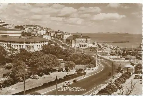 PC16369 Der Pier-Ansatz und die Bucht. Bournemouth. Donner und Clayden. Sunray. RP.