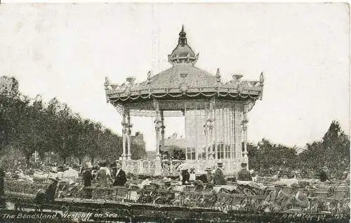 PC16852 Der Bandständer. Westcliff on Sea. Remier. 1915