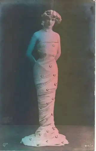 PC20191 Alte Postkarte. Eine Frau. 1905