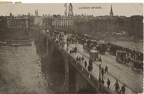 PC17587 London Bridge. Auto Foto Serie