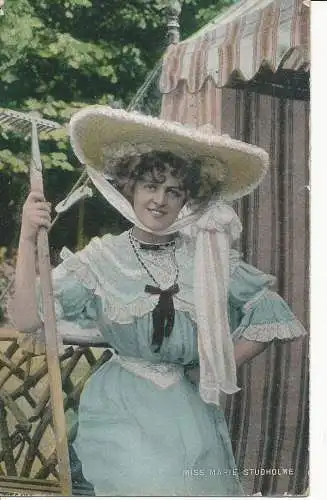 PC20153 Miss Marie Studholme. Millar und Lang. National. 1905