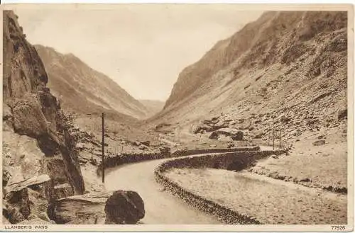 PC17047 Llanberis Pass. Photochrom 77526. 1952